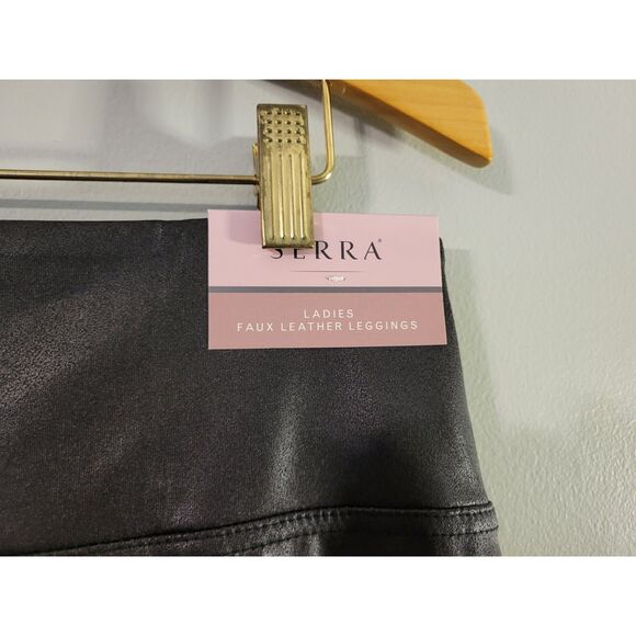 Serra NWT Ladies Plus Size Faux Leather Leggings Black Metallic Size XL (16-18) - Picture 4 of 5